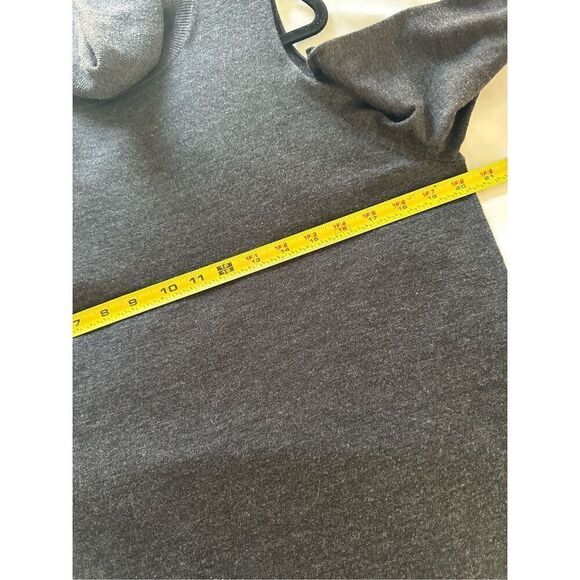 ALLUDE Merino Wool Cold Shoulder Turtleneck Sweater Size L - Picture 3 of 6